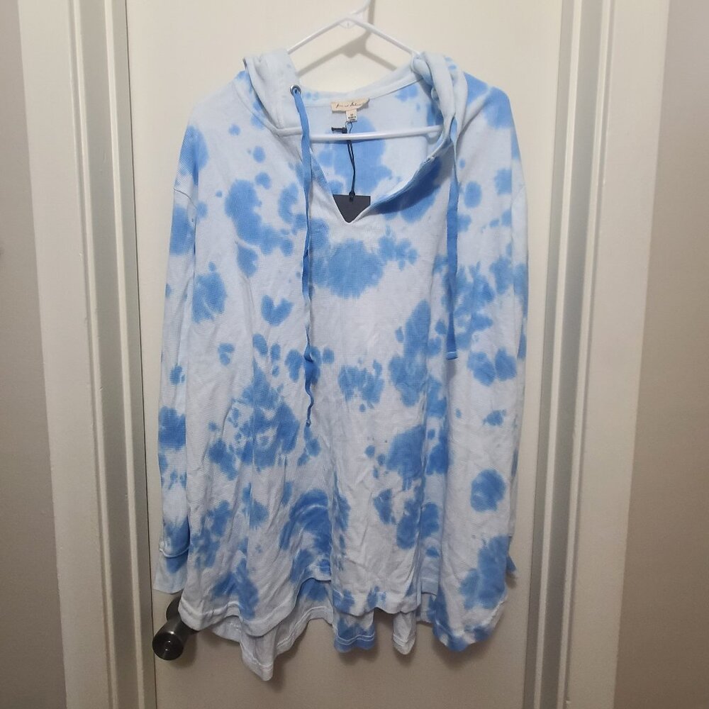 Blue and White Tie dye Sweater with Hood 3x